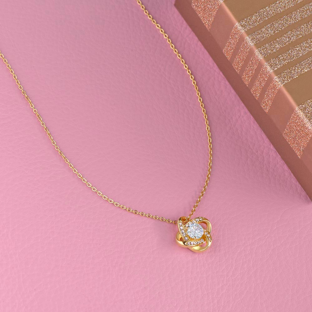 Eternal Love Knot – Luxury Gold Pendant Necklace