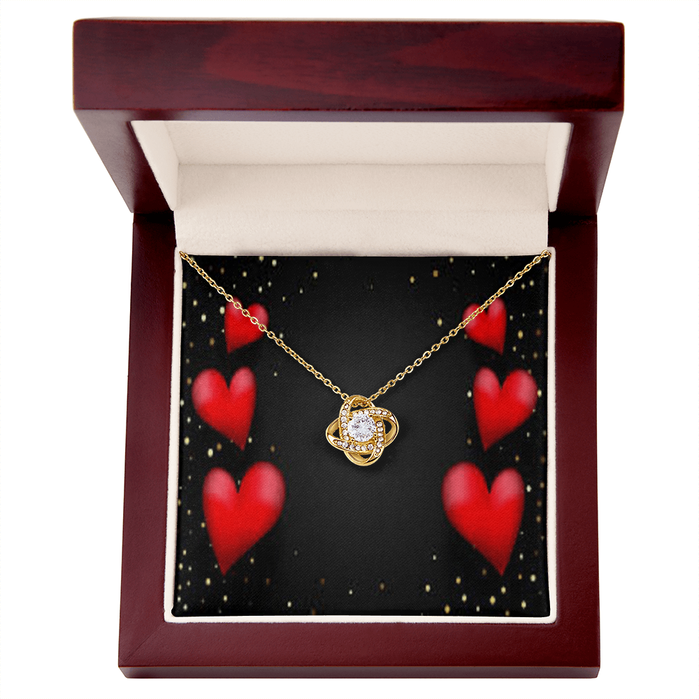 Eternal Love Knot – Luxury Gold Pendant Necklace